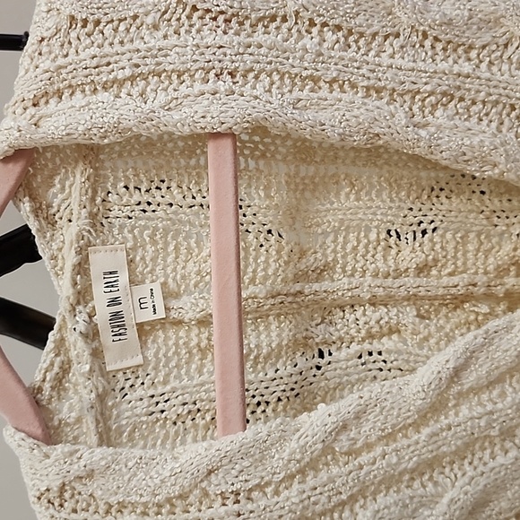 Sweaters - Picture 3 of 4